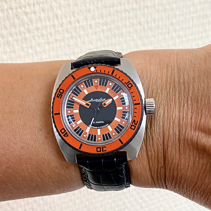 Russian automatic watch VOSTOK AMPHIBIA with SuperLumiNova, black 